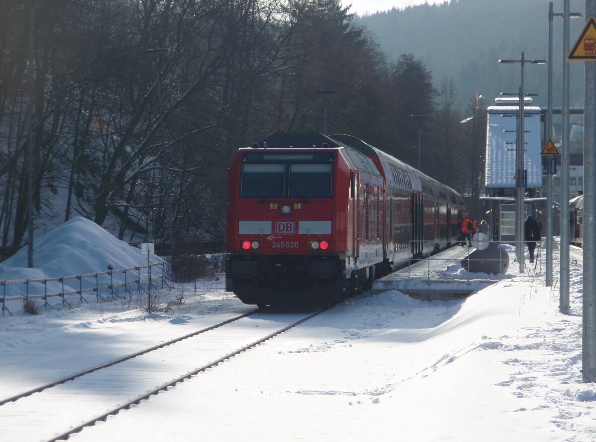 245 020 als RB 97 nach Korbach in Brilon Wald. 31.01.2026