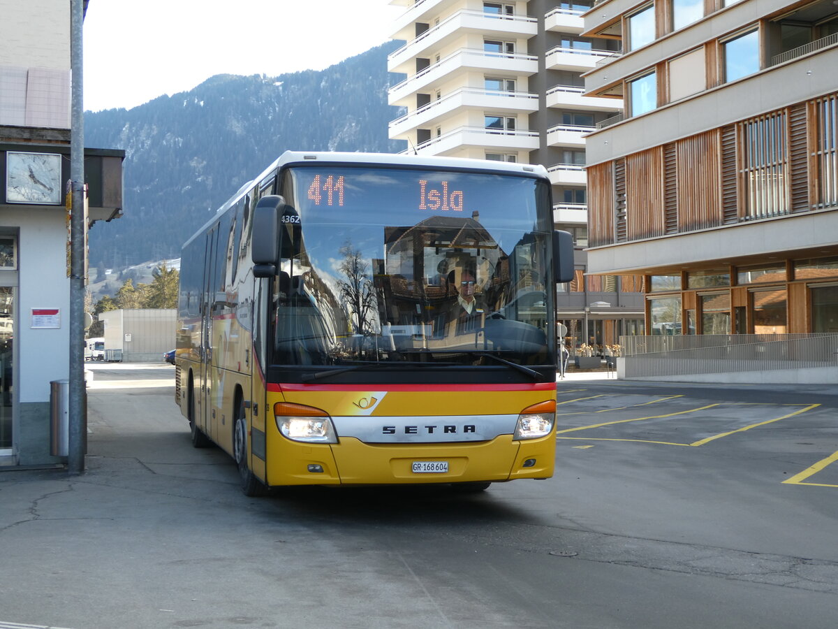 (245'100) - PostAuto Graubnden - Nr. 26/GR 168'604/PID 4362 - Setra (ex Terretaz, Zernez; ex Gessinger, Bad Ragaz) am 18. Januar 2023 beim Bahnhof Ilanz