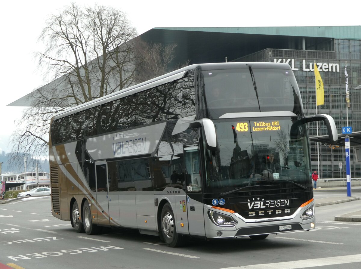 (245'361) - VBL Luzern - Nr. 808/LU 212'789 - Setra am 25. Januar 2023 beim Bahnhof Luzern