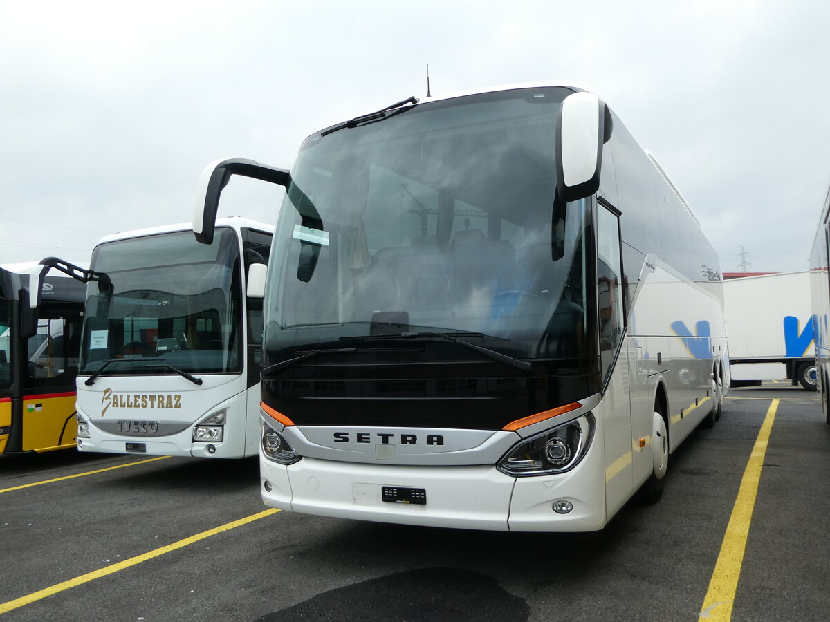 (245'489) - Aus Deutschland: LippeBus, Beckum - (HAM-LA 519) - Setra am 28. Januar 2023 in Kerzers, Interbus