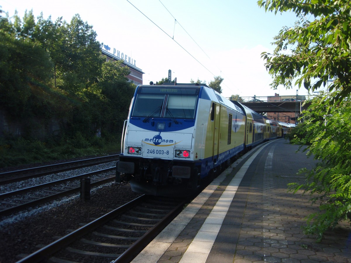 246 003 der metronom Eisenbahngesellschaft als RE 5 Cuxhaven - Hamburg Hbf in Hamburg-Harburg. 03.09.2015