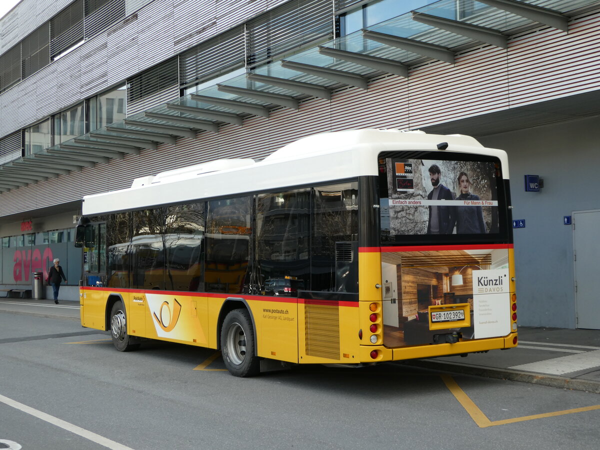 (246'532) - Gessinger, Bad Ragaz - GR 102'392/PID 11'610 - Scania/Hess am 24. Februar 2023 beim Bahnhof Landquart