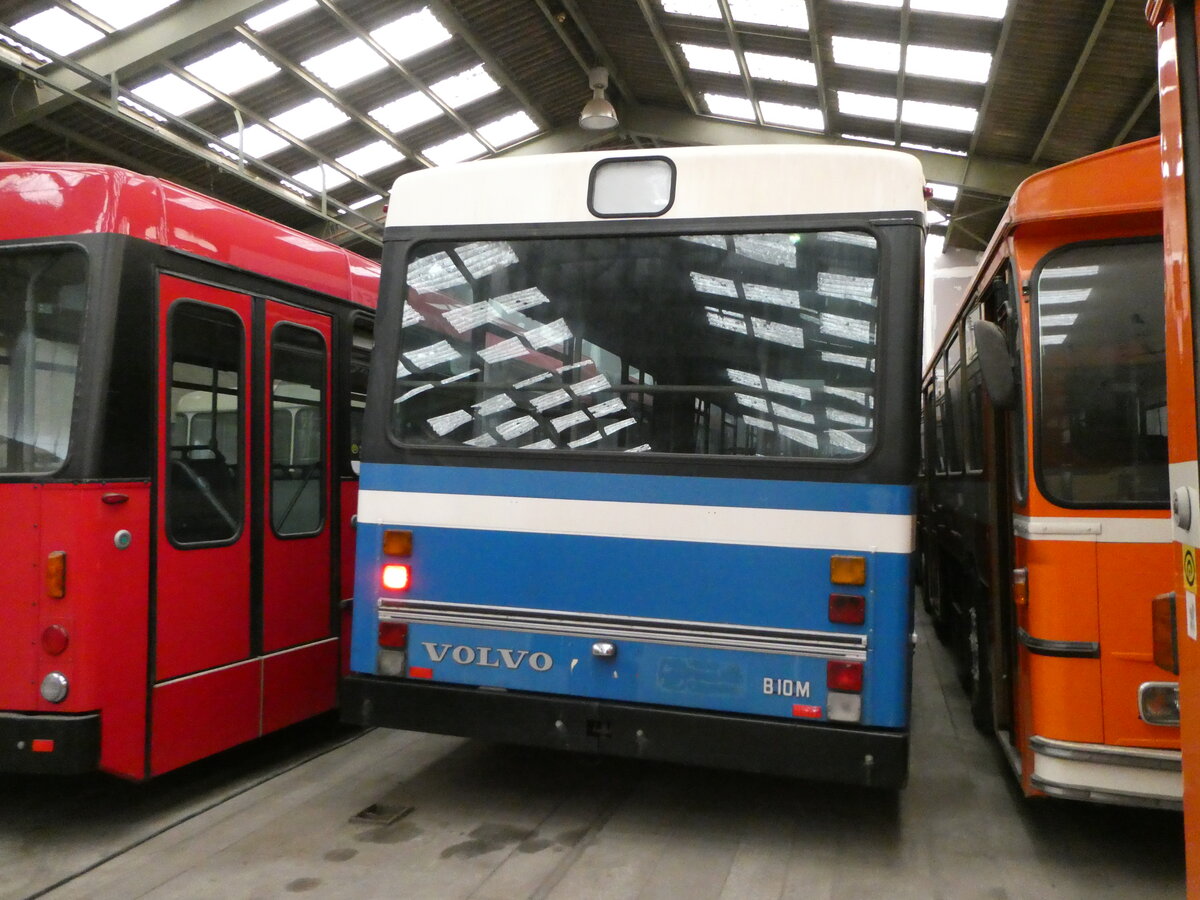 (246'705) - Krauer, Kehrsatz - Volvo/R&J (ex VBL Luzern Nr. 111) am 26. Februar 2023 in Oberburg, Ziegelgut