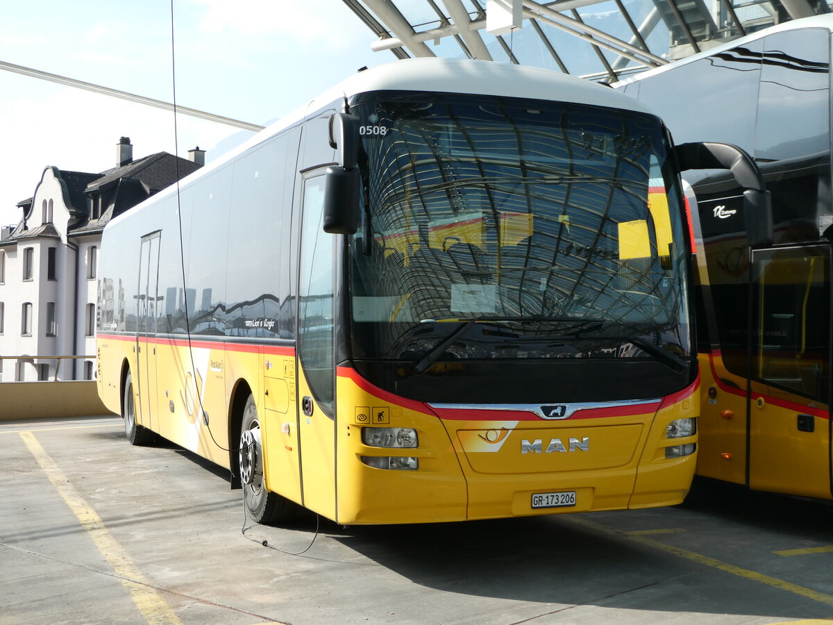 (246'818) - PostAuto Graubnden - GR 173'206/PID 10'508 - MAN am 3. Mrz 2023 in Chur, Postautostation