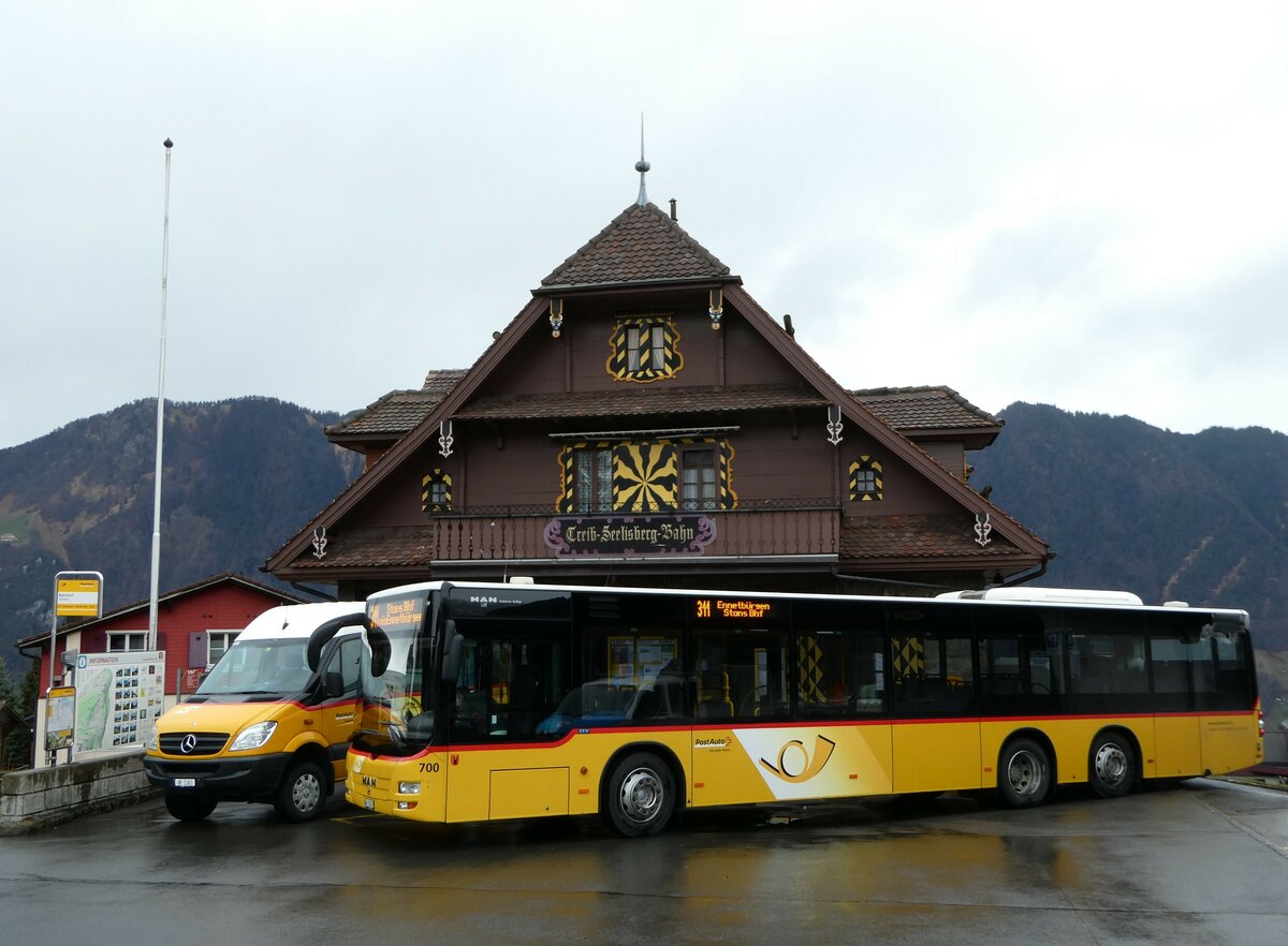 (247'112) - PostAuto Zentralschweiz - Nr. 700/NW 27'617/PID 5569 - MAN (ex Niederer, Filzbach Nr. 12; ex PostAuto Ostschweiz) am 10. Mrz 2023 beim Bahnhof Seelisberg