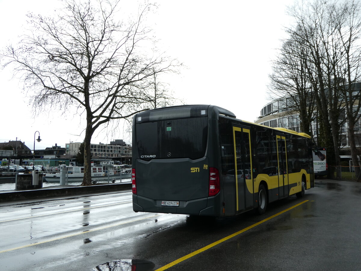 (247'203) - STI Thun - Nr. 411/BE 419'411 - Mercedes am 14. Mrz 2023 bei der Schifflndte Thun