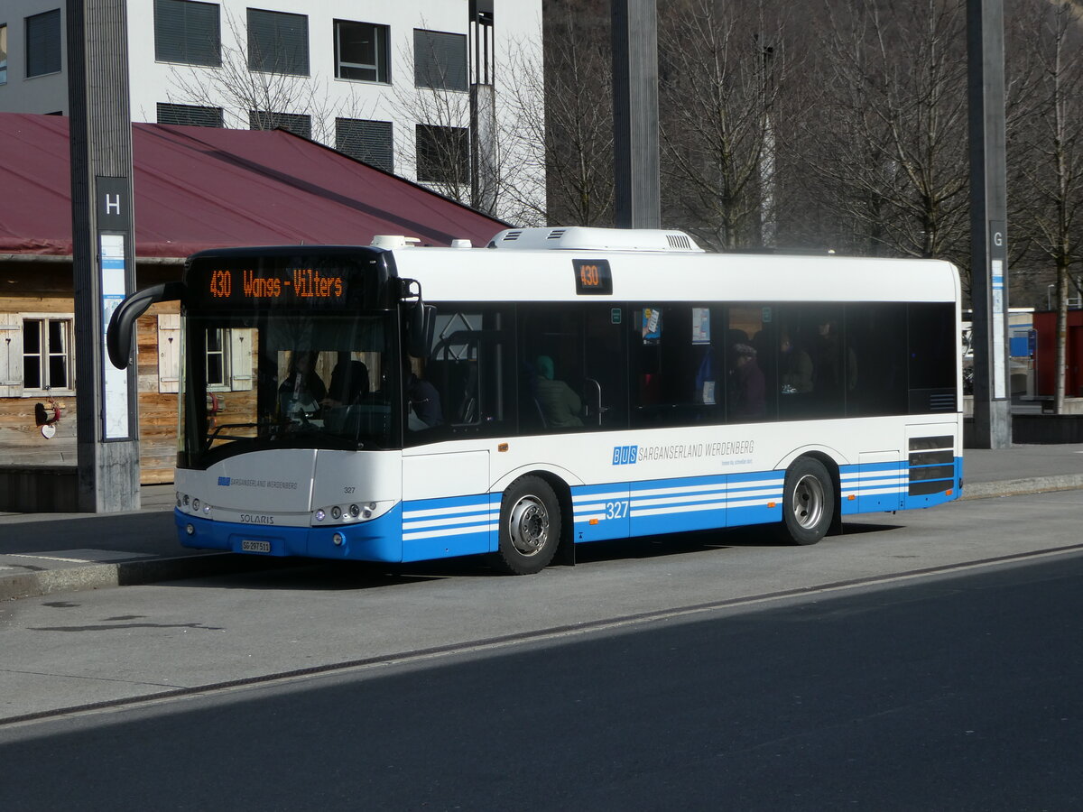 (247'295) - BSW Sargans - Nr. 327/SG 297'511 - Solaris am 17. Mrz 2023 beim Bahnhof Sargans