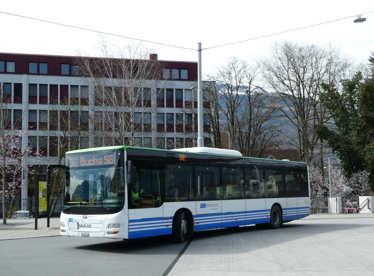 (247'498) - RTB Altsttten - Nr. 910/SG 482'206 - MAN (ex PostBus/A BD 15'357) am 21. Mrz 2023 beim Bahnhof Buchs