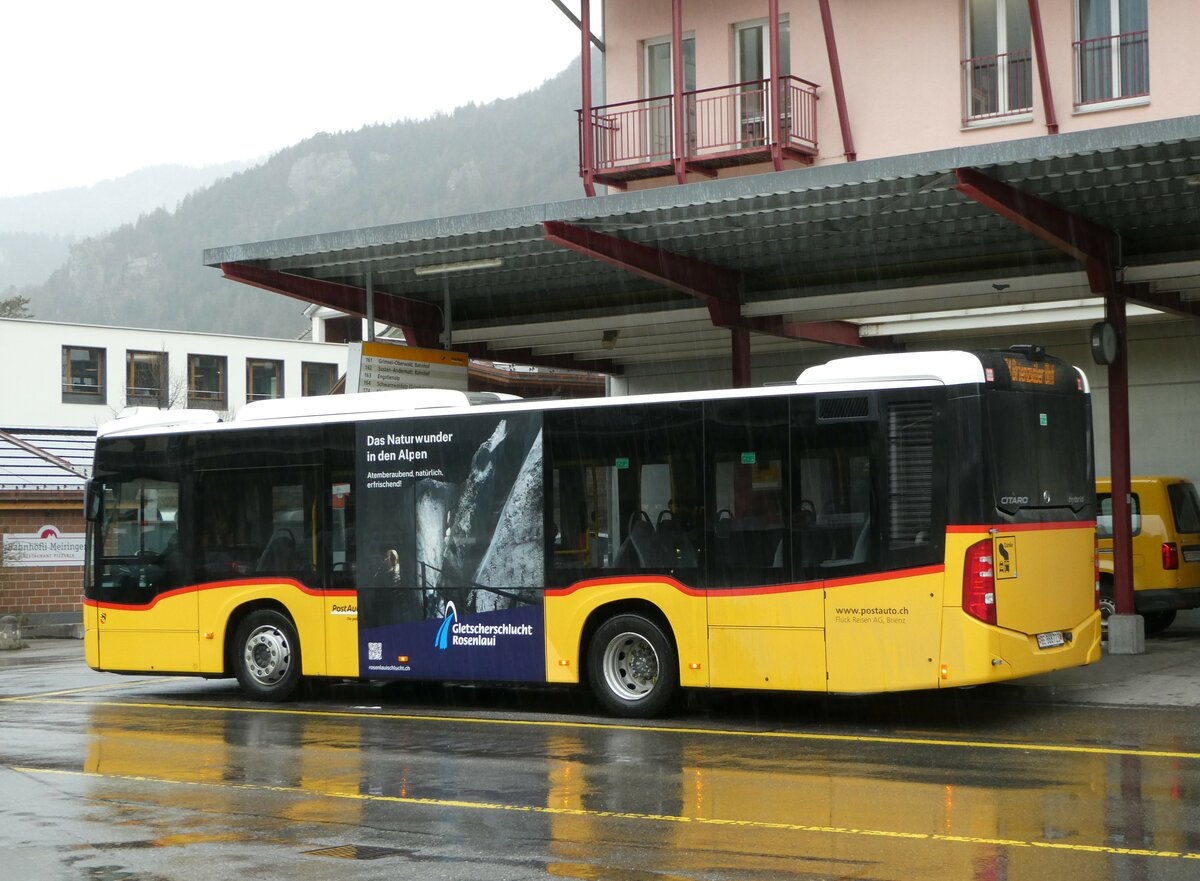 (247'575) - Flck, Brienz - Nr. 23/BE 868'723/PID 11'528 - Mercedes am 24. Mrz 2023 in Meiringen, Postautostation