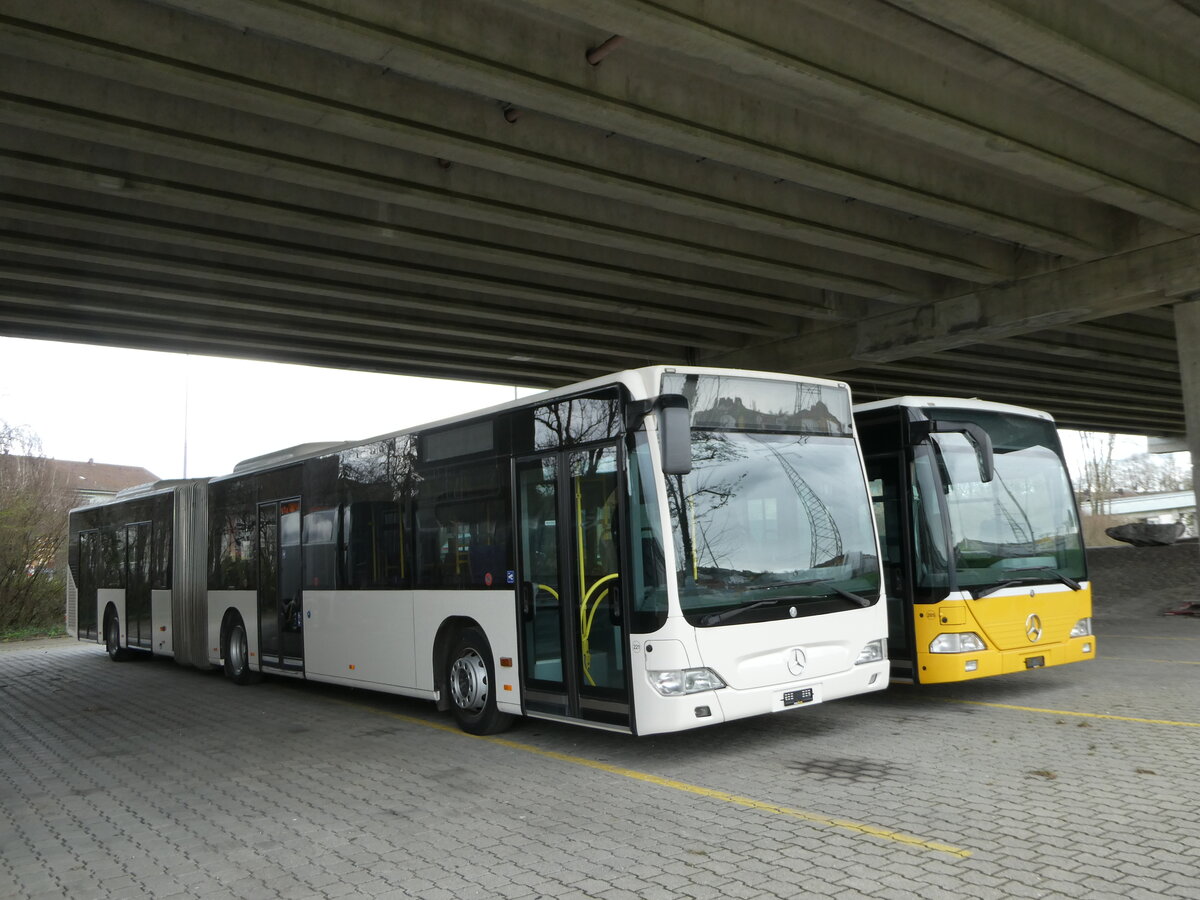 (247'694) - Interbus, Yverdon - Nr. 221 - Mercedes (ex VBL Luzern Nr. 158) am 25. Mrz 2023 in Kerzers, Murtenstrasse