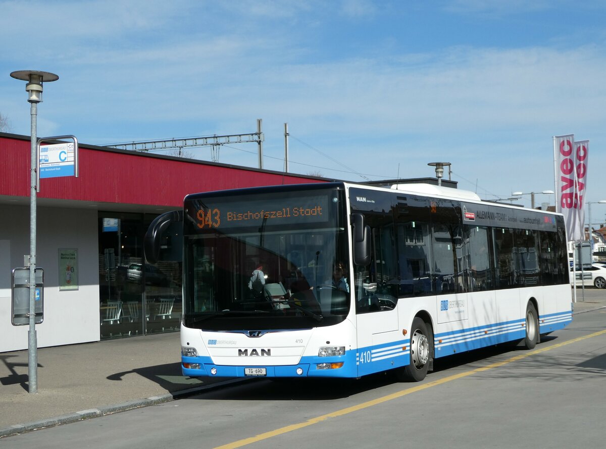 (247'815) - BOTG Amriswil - Nr. 410/TG 690 - MAN am 28. Mrz 2023 beim Bahnhof Amriswil