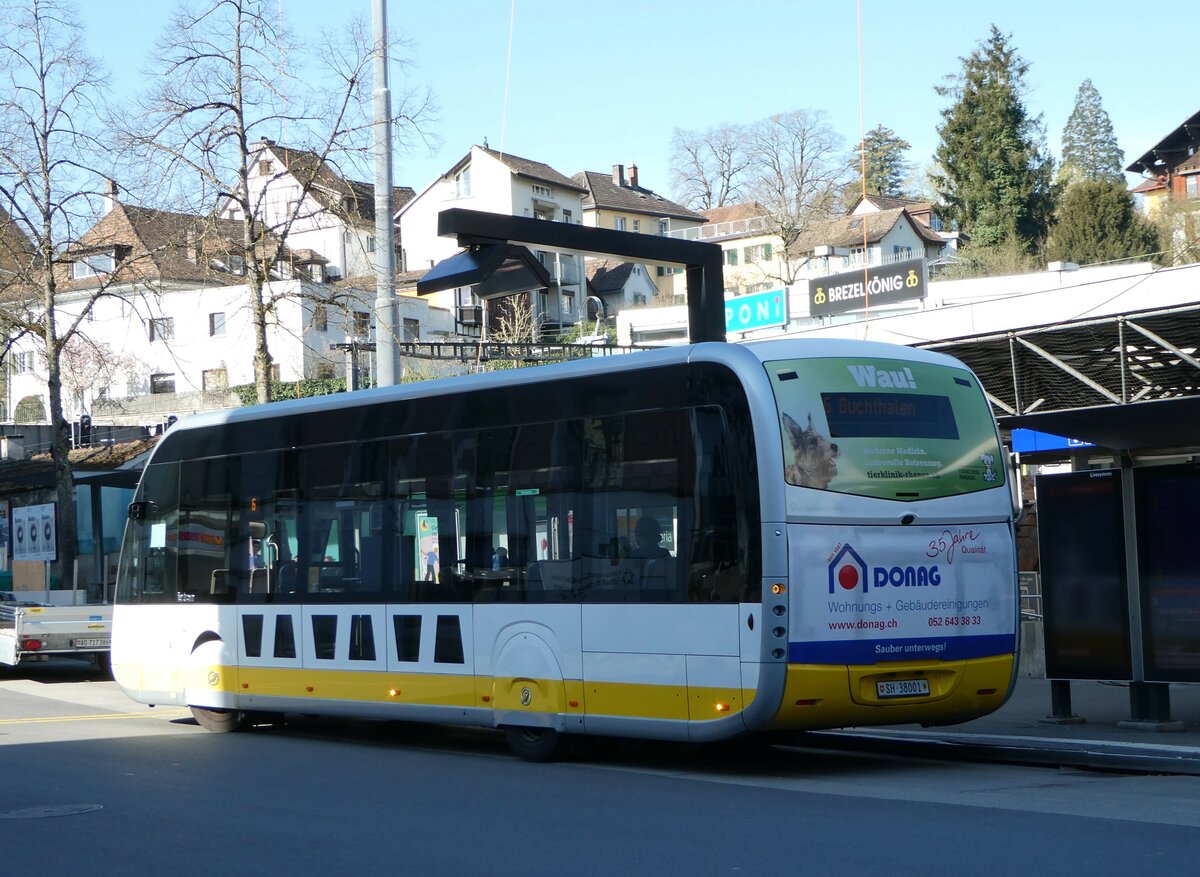 (248'072) - VBSH Schaffhausen - Nr. 1/SH 38'001 - Irizar am 6. April 2023 beim Bahnhof Schaffhausen