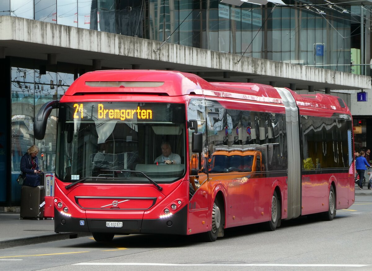 (248'221) - Bernmobil, Bern - Nr. 871/BE 832'871 - Volvo am 8. April 2023 beim Bahnhof Bern