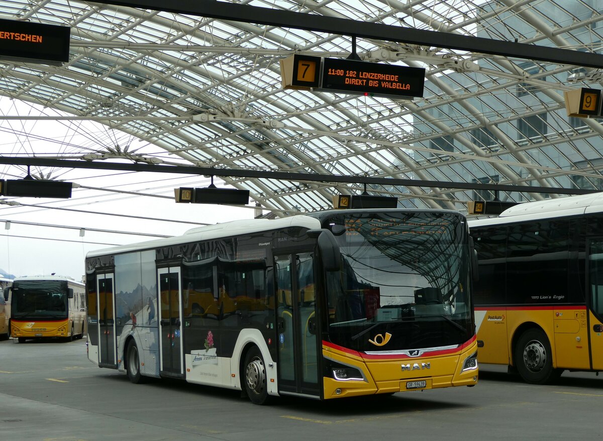 (248'597) - Bossi&Hemmi, Tiefencastel - GR 59'439/PID 11'509 - MAN am 15. April 2023 in Chur, Postautostation