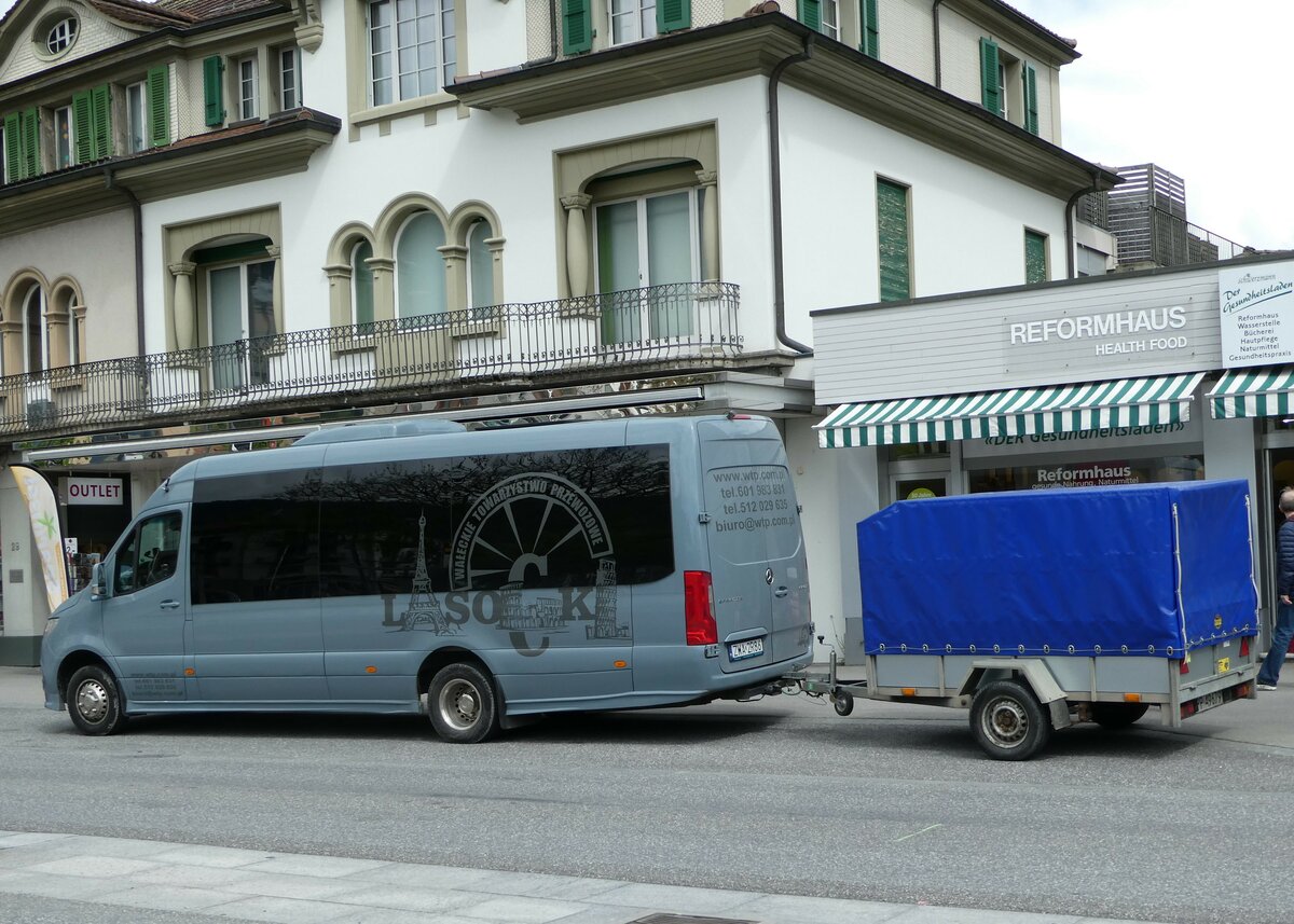 (249'449) - Aus Polen: Lasocki, Walcz - ZWA 2R86 - Mercedes am 2. Mai 2023 beim Bahnhof Interlaken West