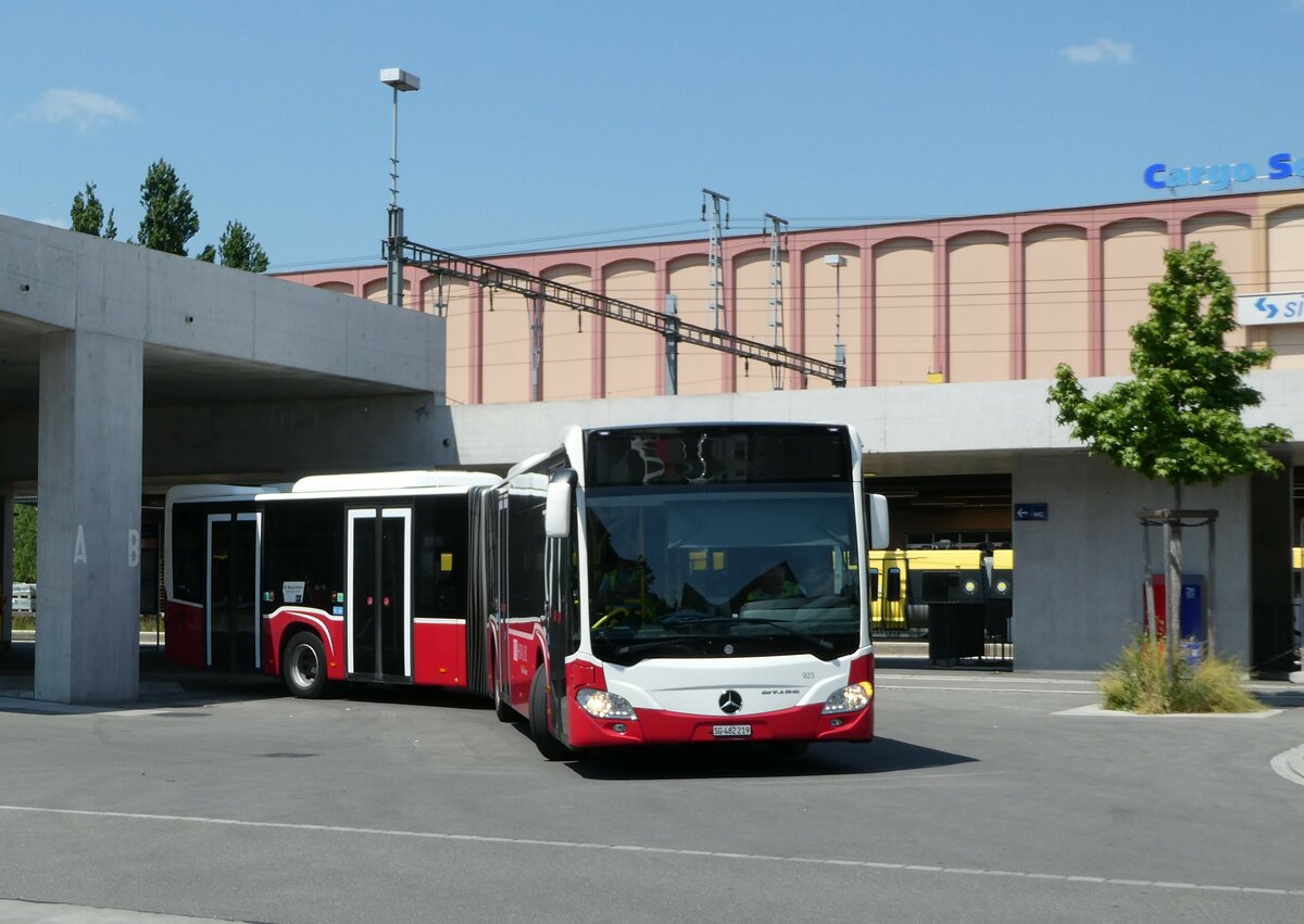 (250'821) - RTB Altsttten - Nr. 923/SG 482'219 - Mercedes (ex Wiener Linien, A-Wien Nr. 8731) am 30. Mai 2023 beim Bahnhof St. Margrethen