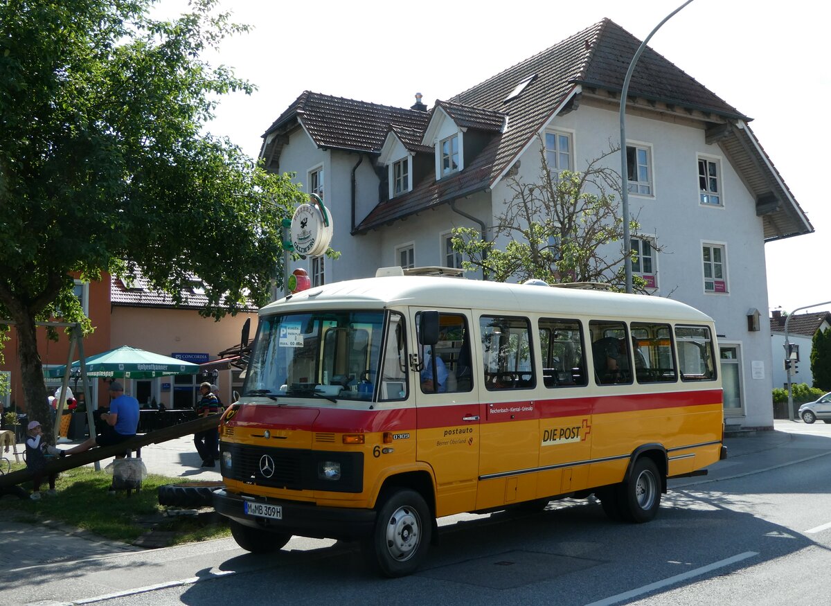 (250'908) - Hahn, Mnchen - Nr. 6/M-MB 309H - Mercedes (ex Mller, CH-Ennetmoos Nr. 6; ex Portenier, CH-Adelboden Nr. 6; ex Geiger, CH-Adelboden Nr. 6) am 3. Juni 2023 in Essenbach, Eiscaf Riviera