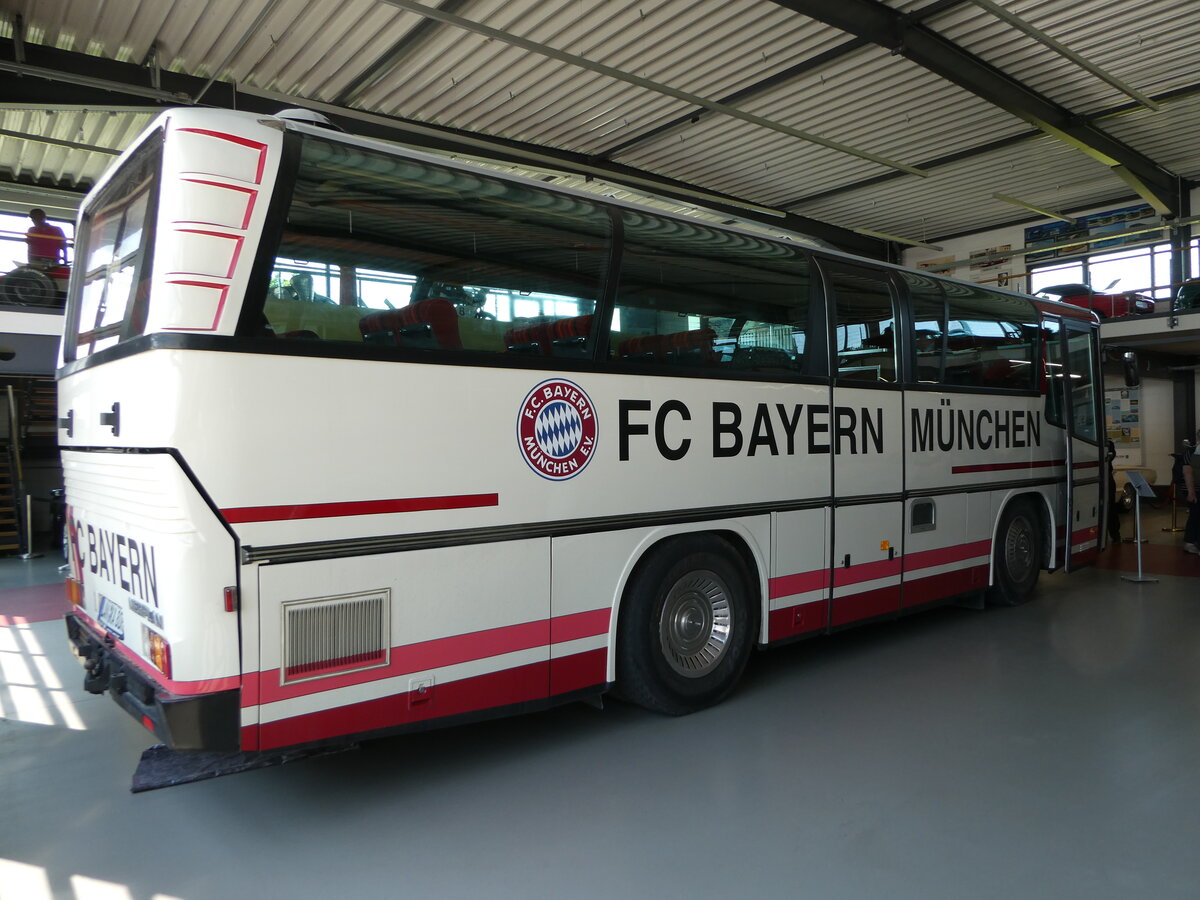 (250'949) - Auwrter, Pilsting - LAN-KA 80H - Neoplan (ex Kander-Reisen, CH-Frutigen Nr. 1; ex Mller, CH-Heiden)