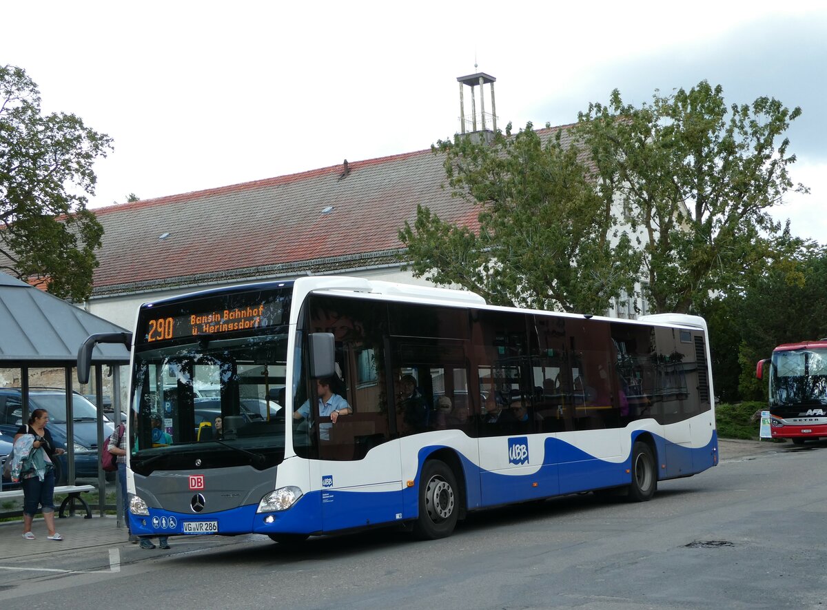 (254'470) - UBB Heringsdorf - VG-VR 286 - Mercedes am 31. August 2023 in Ahlbeck, Rathaus