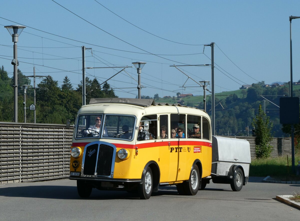 (255'045) - Schmid, Thrishaus - Nr. 3/BE 26'760 - Saurer/Gangloff (ex Geiger, Adelboden Nr. 3) am 10. September 2023 beim Bahnhof Reichenbach