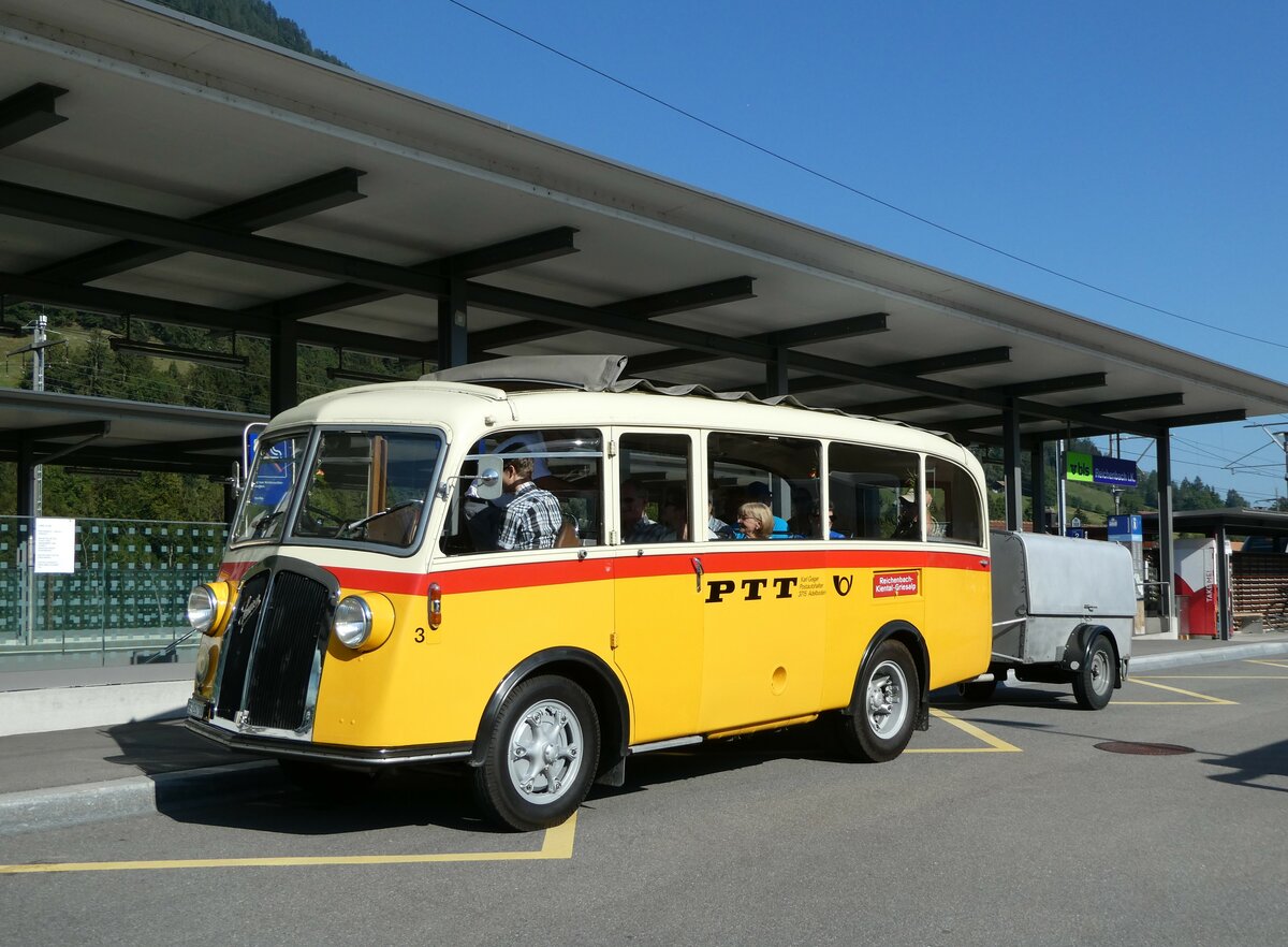 (255'047) - Schmid, Thrishaus - Nr. 3/BE 26'760 - Saurer/Gangloff (ex Geiger, Adelboden Nr. 3) am 10. September 2023 beim Bahnhof Reichenbach