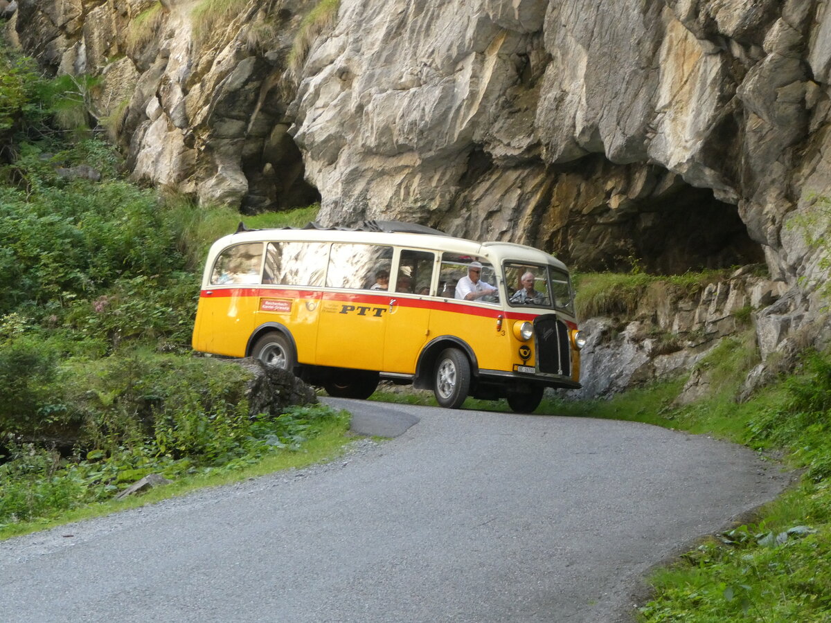 (255'113) - Schmid, Thrishaus - Nr. 3/BE 26'760 - Saurer/Gangloff (ex Geiger, Adelboden Nr. 3) am 10. September 2023 in Griesalp, Griesschlucht