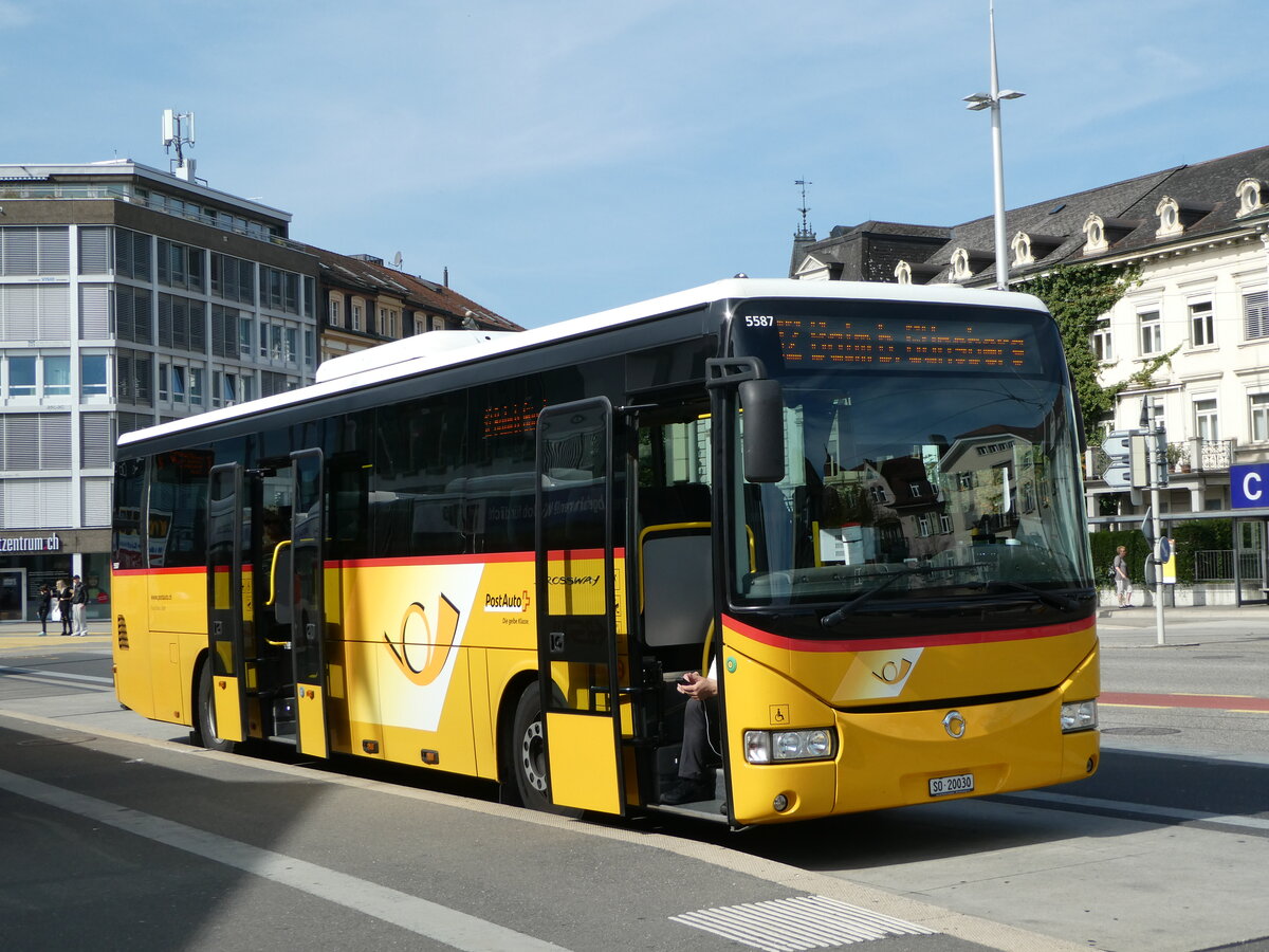 (255'659) - Flury, Balm - SO 20'030/PID 5587 - Irisbus am 28. September 2023 beim Hauptbahnhof Solothurn