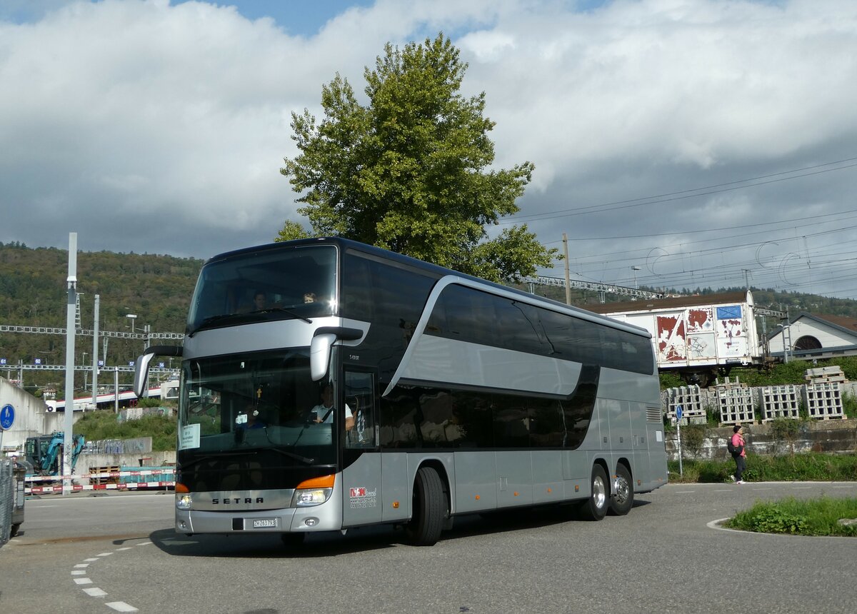 (255'715) - Ivan Travel, Wallisellen - ZH 263'793 - Setra (ex Ebenbeck, D-Straubing) am 30. September 2023 in Biel, Car Terminal