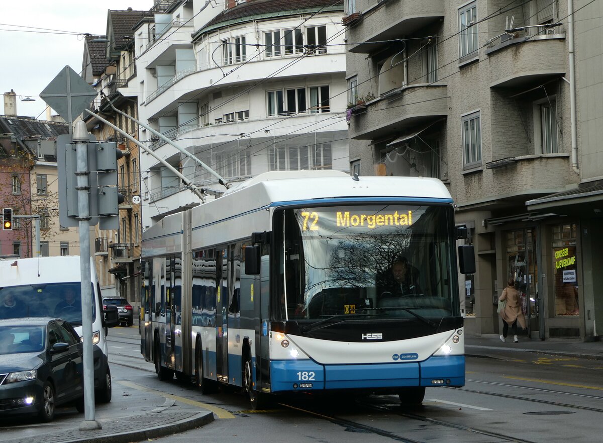 (257'231) - VBZ Zrich - Nr. 182 - Hess/Hess Gelenktrolleybus am 24. November 2023 in Zrich, Schmiede Wiedikon