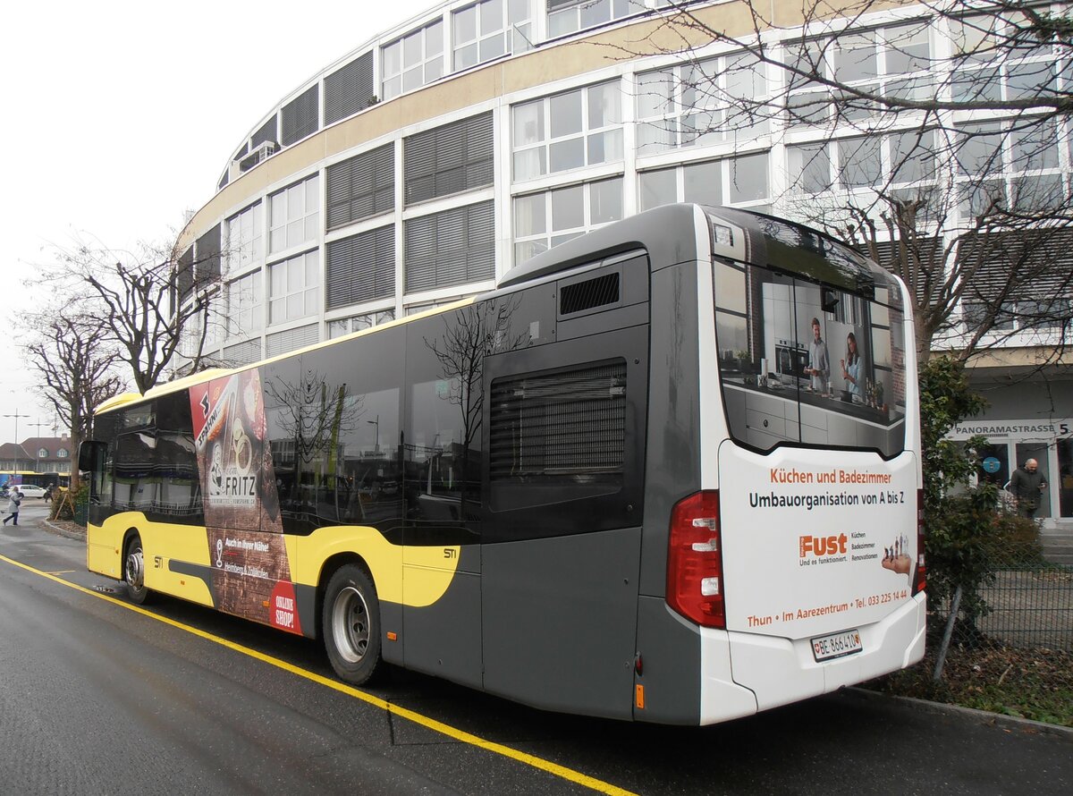 (257'704) - STI Thun - Nr. 410/BE 866'410 - Mercedes am 18. Dezember 2023 bei der Schifflndte Thun