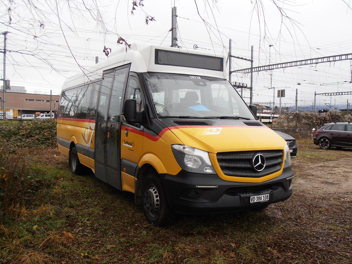 (257'786) - CarPostal Ouest - VD 386'108/PID 10'718 - Mercedes (ex JU 39'182) am 21. Dezember 2023 in Yverdon, Garage