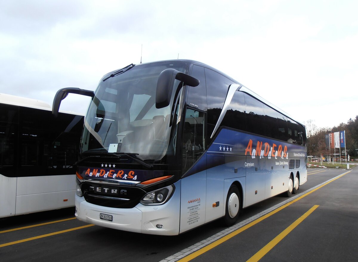 (257'895) - AaNnDdEeRrSs, Zrich - ZH 30'370 U - Setra am 23. Dezember 2023 in Winterthur, Daimler Buses