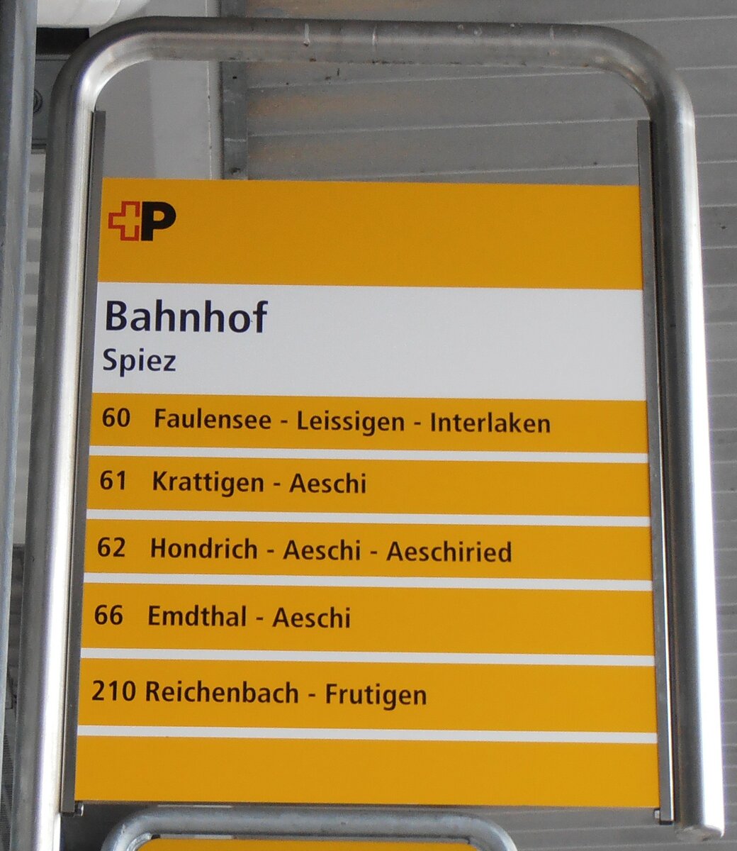 (258'003) - +P-Haltestellenschild - Spiez, Bahnhof - am 29. Dezember 2023