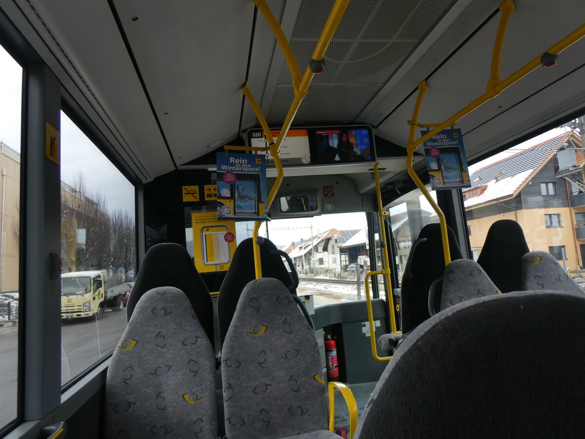 (258'813) - Engeloch, Riggisberg - Nr. 2/BE 544'002/PID 5199 - Mercedes am 22. Januar 2024 beim Bahnhof Thurnen (Innenaufnahme)