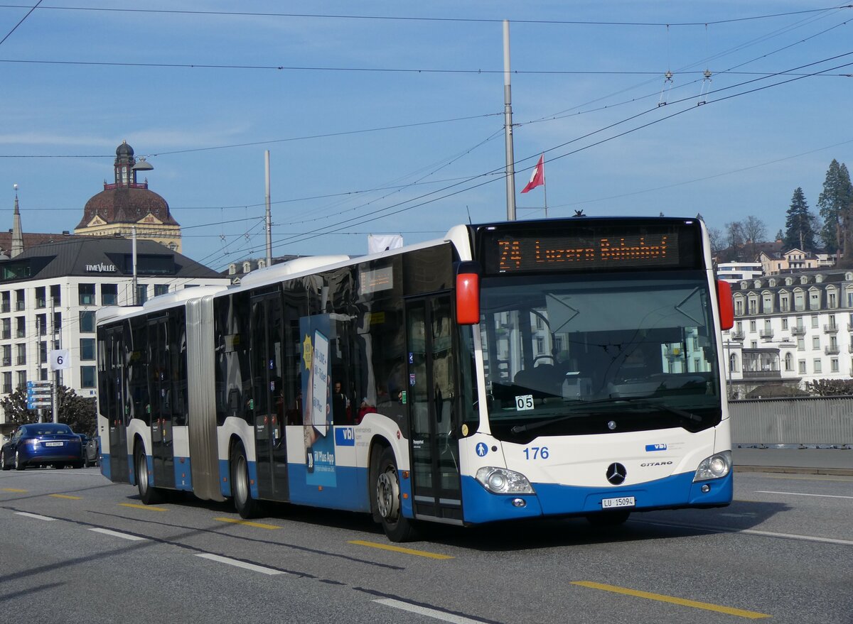 (259'157) - VBL Luzern - Nr. 176/LU 15'094 - Mercedes am 6. Februar 2024 in Luzern, Bahnhofbrcke