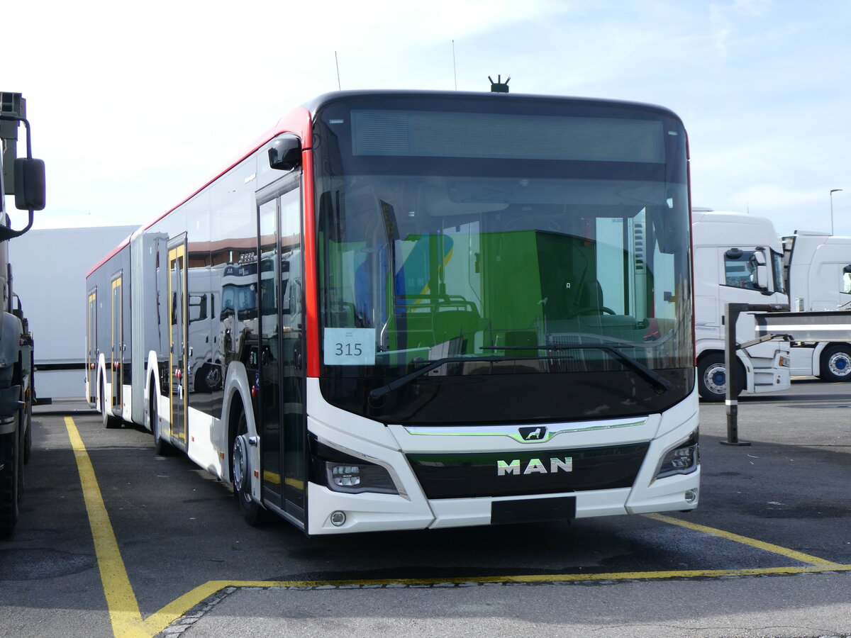 (259'841) - Twerenbold, Baden - Nr. 315 - MAN am 2. Mrz 2024 in Kerzers, Interbus