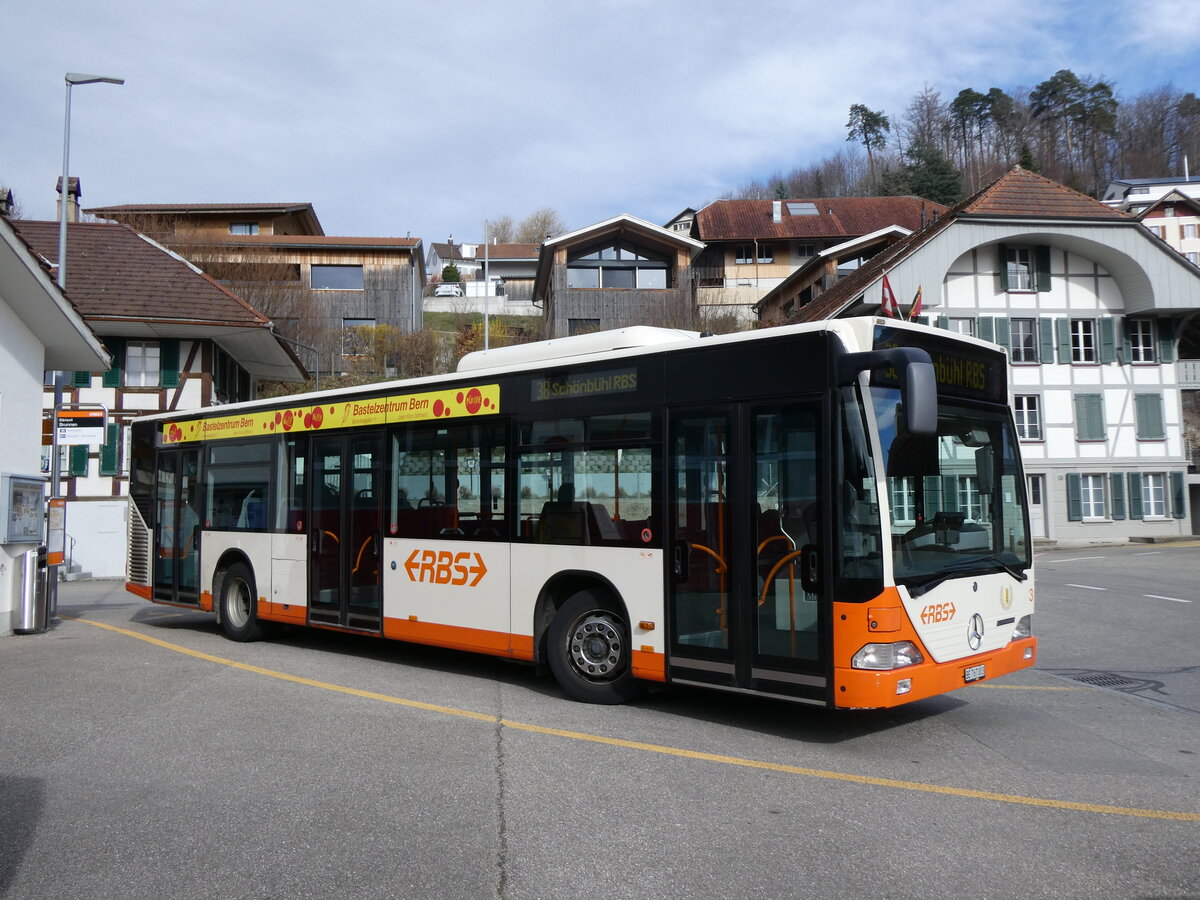 (260'005) - RBS Worblaufen - Nr. 3/BE 767'003 - Mercedes am 3. Mrz 2024 in Briswil, Brunnen