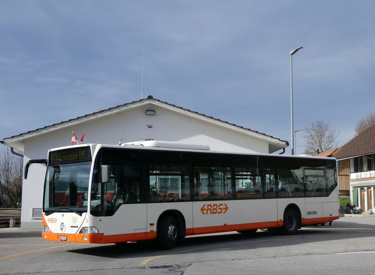 (260'009) - RBS Worblaufen - Nr. 3/BE 767'003 - Mercedes am 3. Mrz 2024 in Briswil, Brunnen