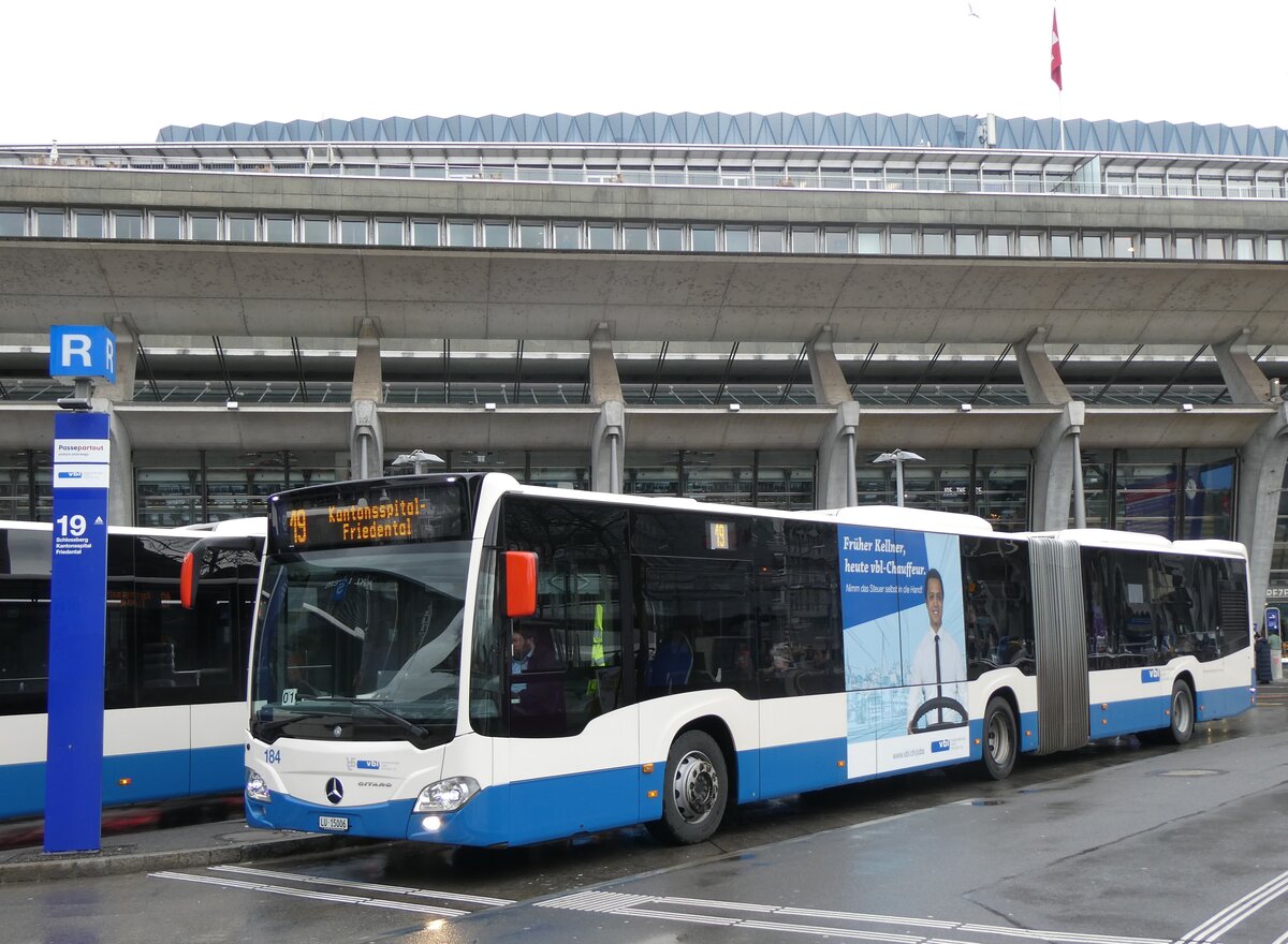 (260'277) - VBL Luzern - Nr. 184/LU 15'006 - Mercedes am 12. Mrz 2024 beim Bahnhof Luzern