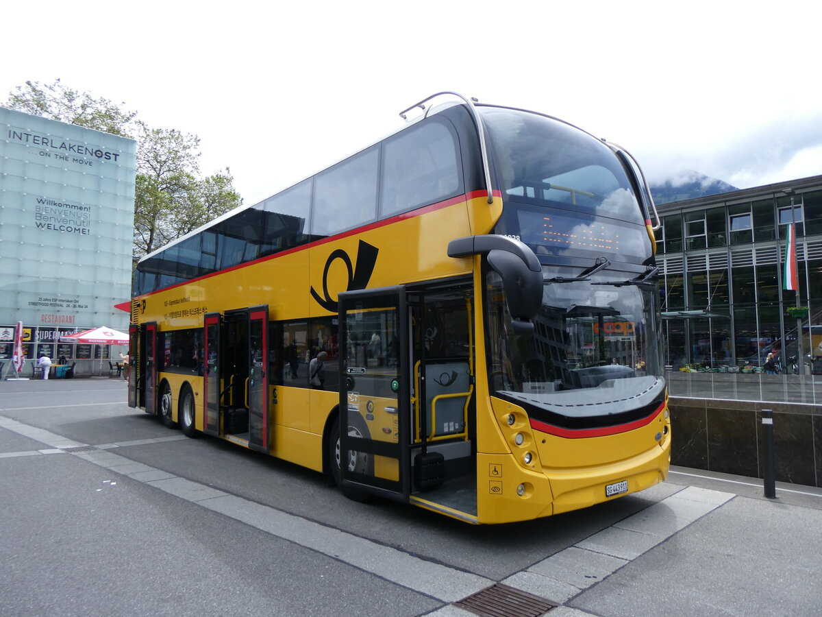 (263'296) - PostAuto Ostschweiz - SG 443'911/PID 11'038 - Alexander Dennis am 1. Juni 2024 beim Bahnhof Interlaken Ost