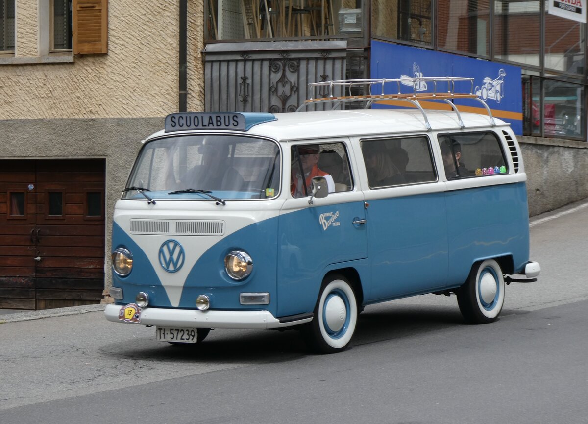 (263'548) - Barenco, Faido - TI 57'239 - VW am 9. Juni 2024 in Faido, Via Saresc