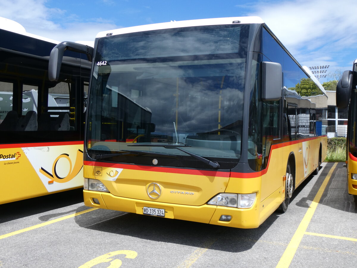 (263'748) - CarPostal Ouest - VD 335'324/PID 4642 - Mercedes am 16. Juni 2024 in Yverdon, Garage