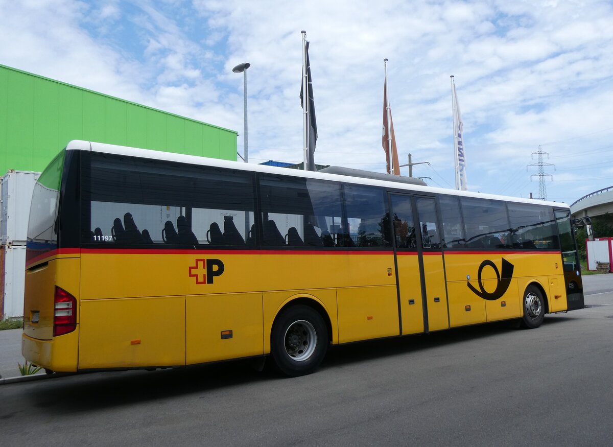 (264'924) - CarPostal Ouest - VD 319'076/PID 11'197 - Mercedes am 21. Juli 2024 in Kerzers, Interbus