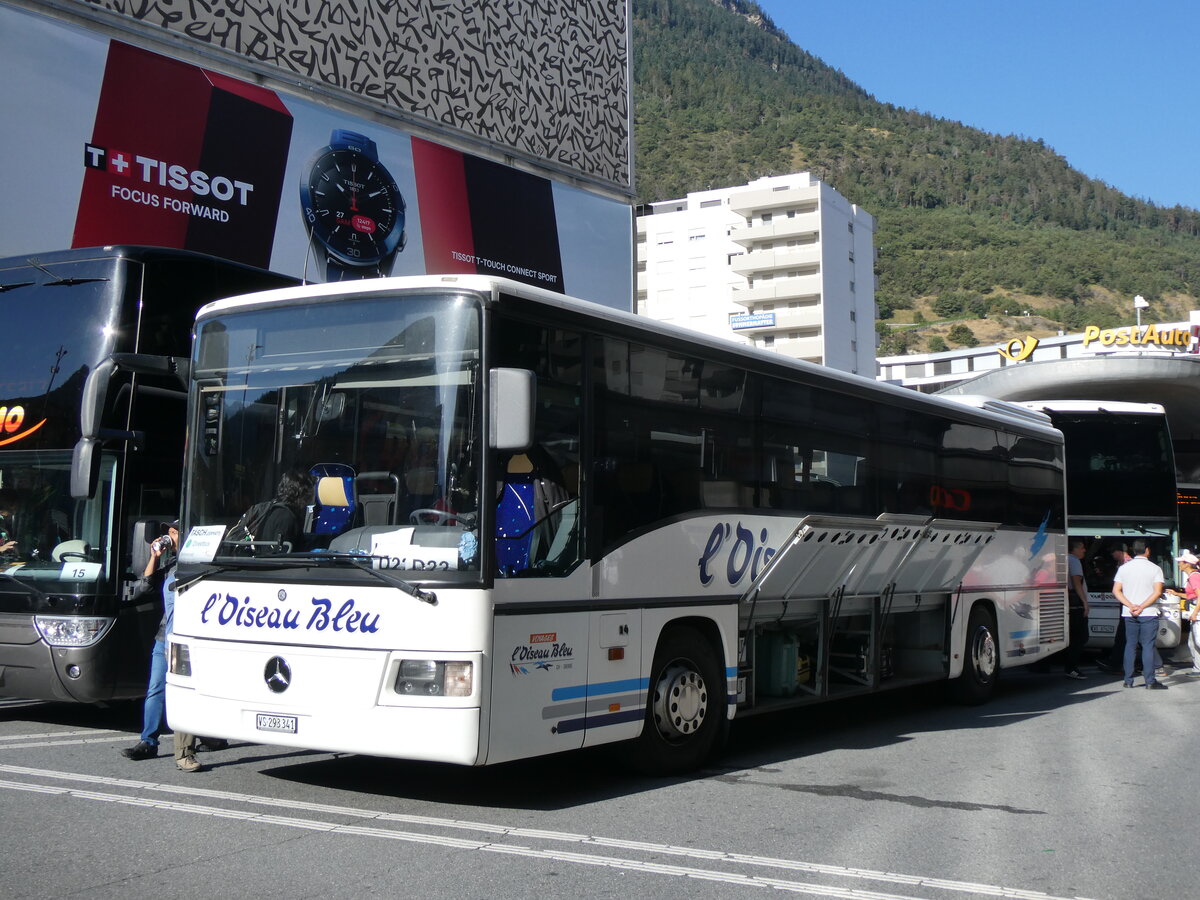 (265'664) - L'Oiseau Bleu, Sierre - VS 293'341 - Mercedes (ex Mller, D-BadWaldsee) am 16. August 2024 beim Bahnhof Visp