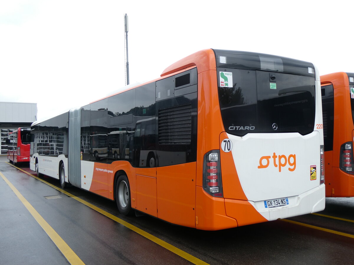 (265'774) - Aus Frankreich: GEm'Bus, St-Julien-en-Genevois - Nr. 2201/GX 134 NS - Mercedes am 17. August 2024 in Winterthur, Daimler Buses