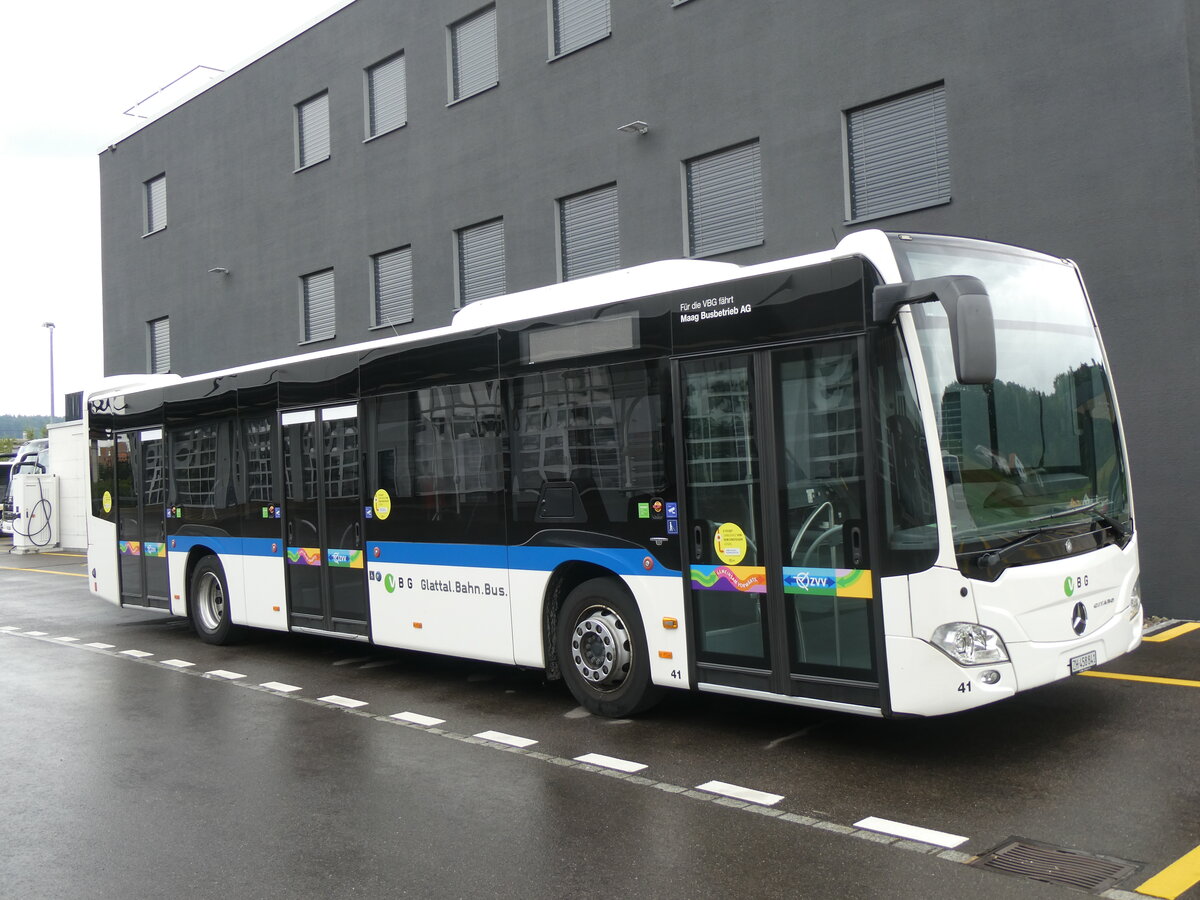 (265'785) - Maag, Kloten - Nr. 41/ZH 458'841 - Mercedes am 17. August 2024 in Winterthur, Daimler Buses