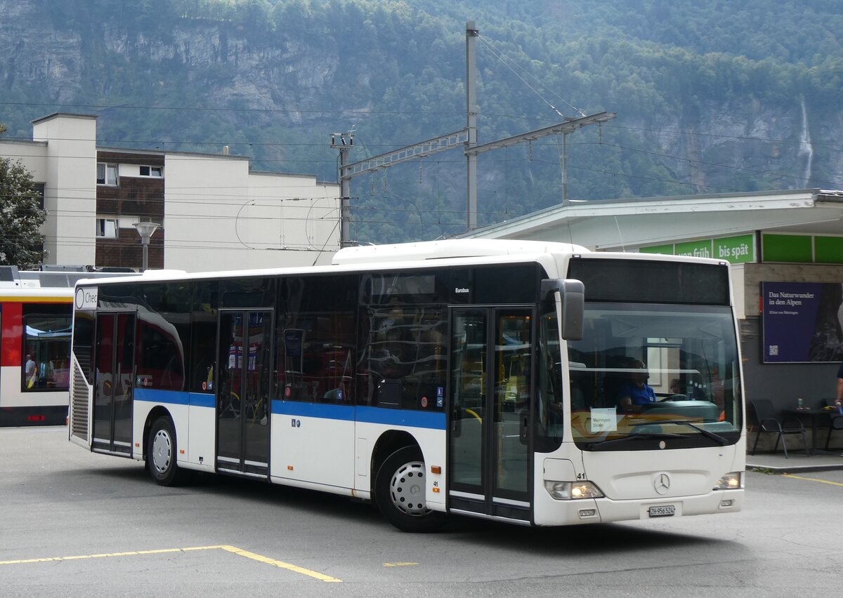 (266'003) - Welti-Furrer, Bassersdorf - Nr. 41/ZH 956'524 - Mercedes am 19. August 2024 beim Bahnhof Meiringen