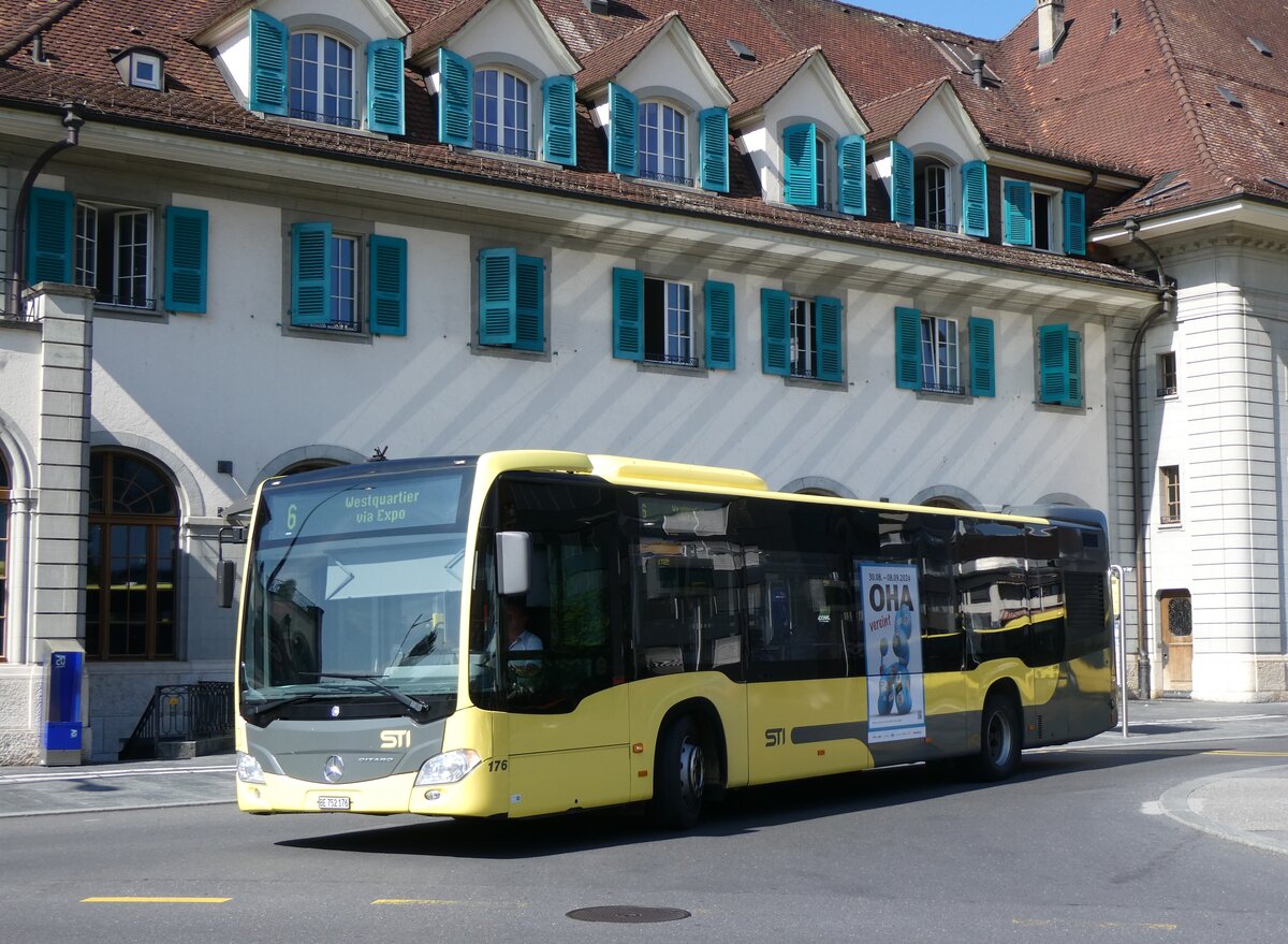 (266'099) - STI Thun - Nr. 176/BE 752'176 - Mercedes am 22. August 2024 beim Bahnhof Thun