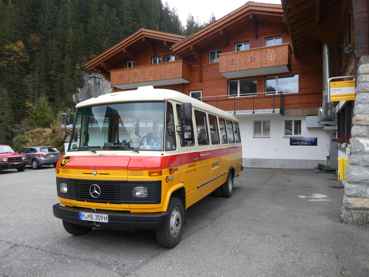 (268'073) - Aus Deutschland: Hahn, Mnchen - Nr. 6/M-MB 309H - Mercedes (ex Mller, CH-Ennetmoos Nr. 6; ex Portenier, CH-Adelboden Nr. 6; ex Geiger, CH-Adelboden Nr. 6) am 12. Oktober 2024 auf der Griesalp