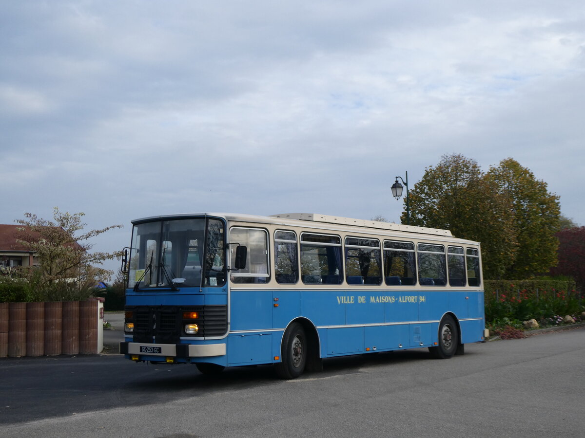 (268'731) - Ville de Maisons-Alfort, Maisons-Alfort (ECM) - Nr. 26/GX 253 GC - Renault am 27. Oktober 2024 in Kintzheim, Cigoland